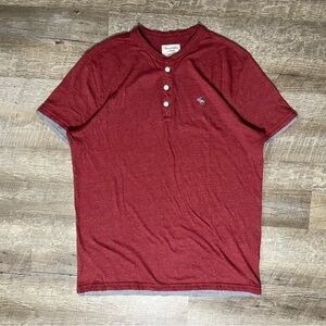 Abercrombie Henley Shirt Men's L Red Short Sleeve Button Classic Moose logo